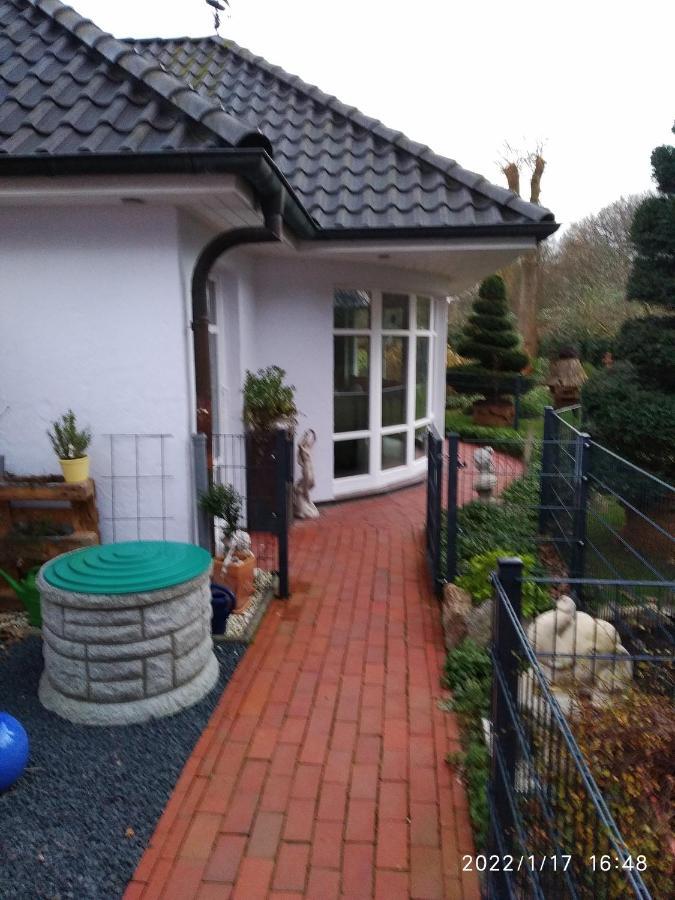Ferienwohnung Christine Jever Esterno foto