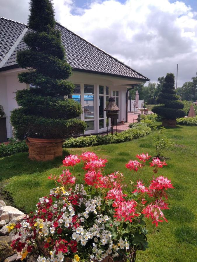 Ferienwohnung Christine Jever Esterno foto