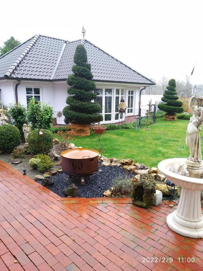 Ferienwohnung Christine Jever Esterno foto